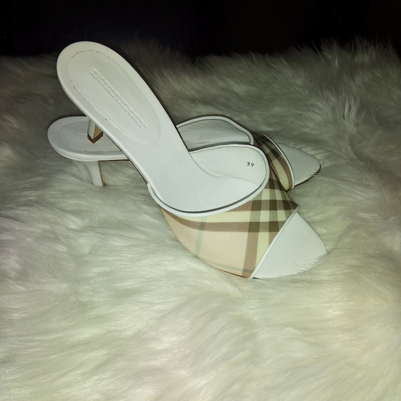 SOLD!! - Picture 2 of 5